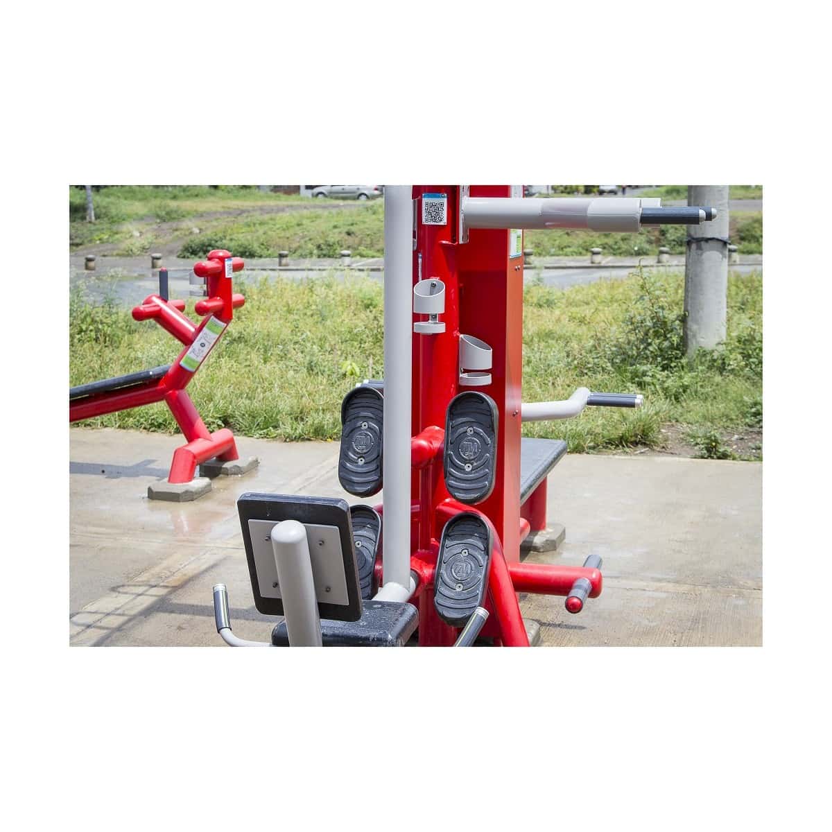 Prensa de piernas doble roja de TMGYM, vista general del equipo