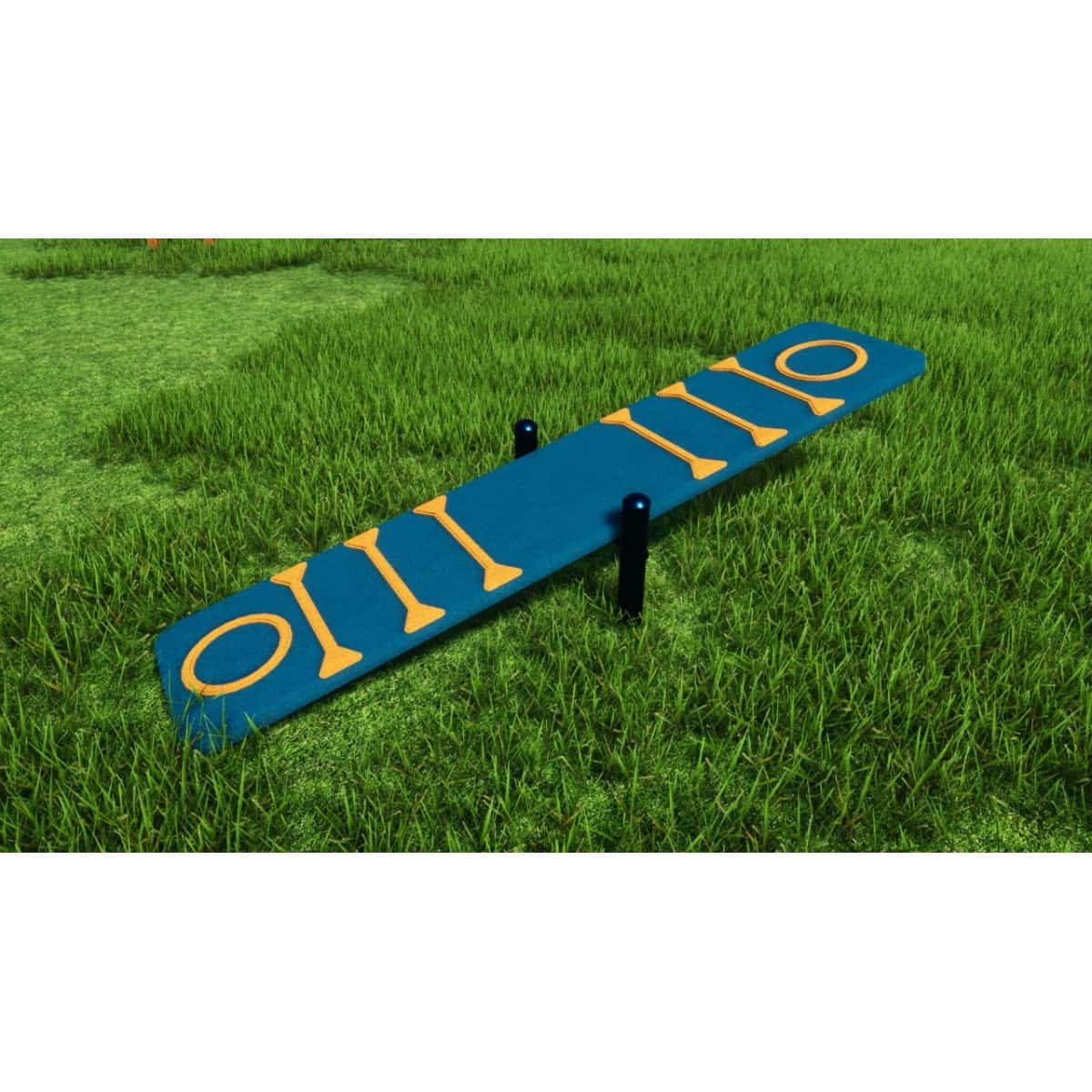 Render de un balancín agility azul con marcas amarillas para perros, sobre césped