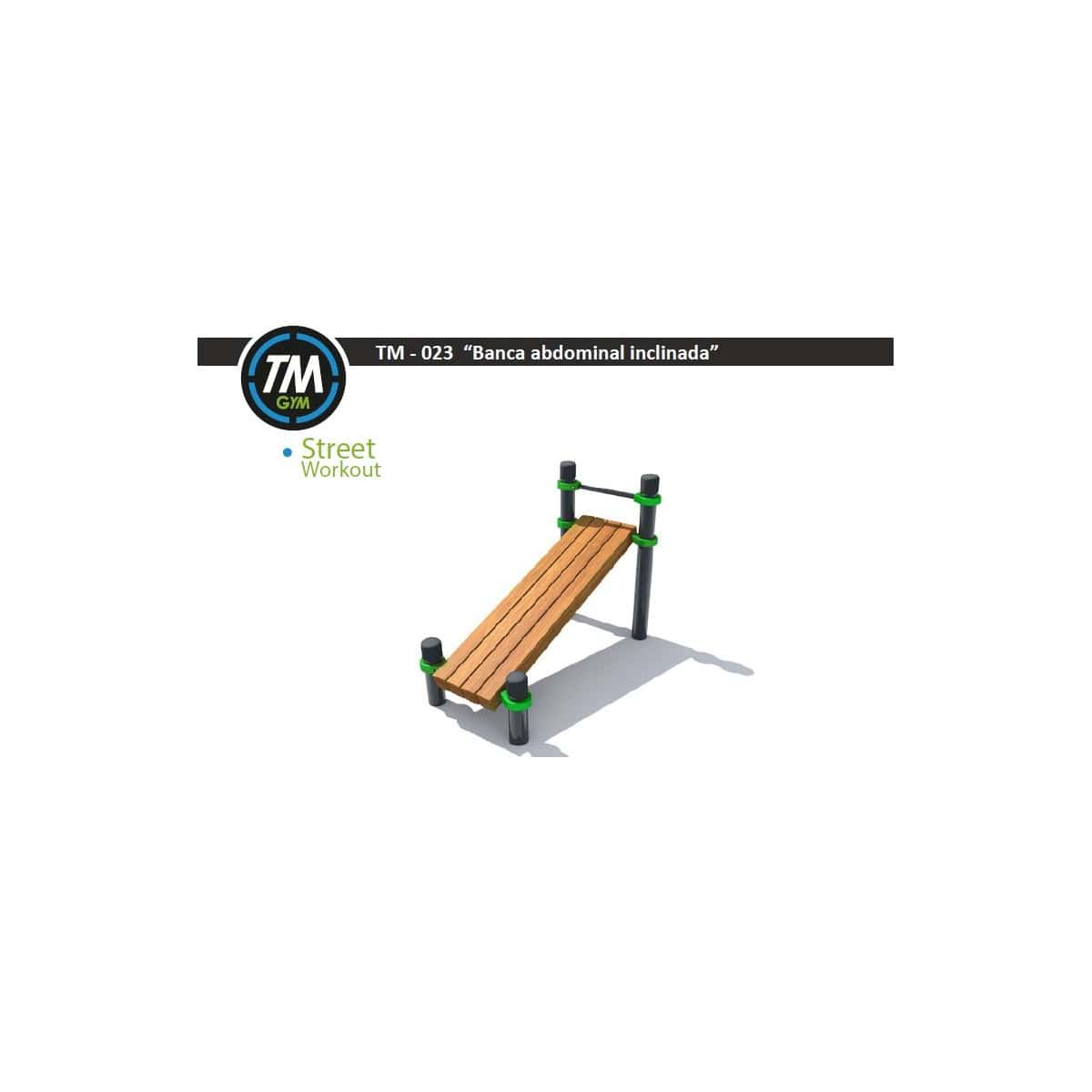 Render 3D de una banca abdominal inclinada de TMGYM con asiento de madera para parques de calistenia